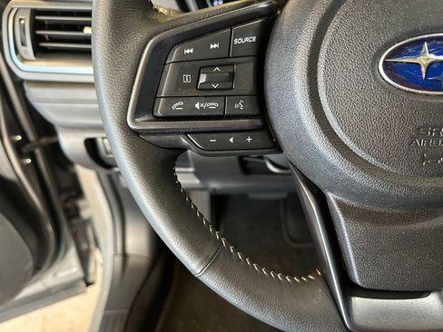 Used 2025 Subaru Forester Limited AWD/4WD image 11