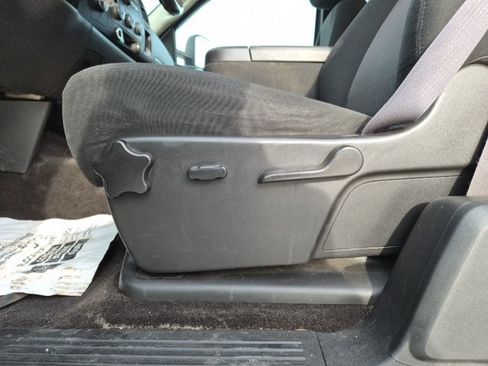 Used 2012 Chevrolet Silverado 2500 LT w/ Snow Plow Prep Package image 15