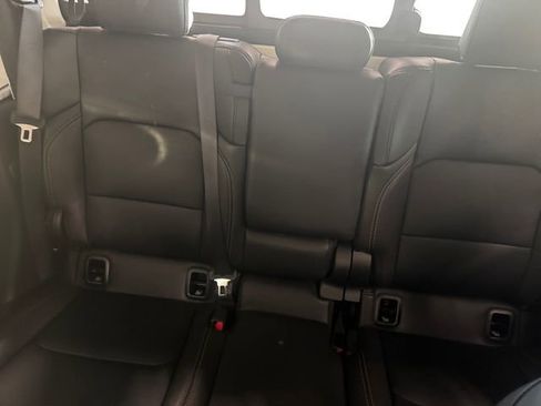 New 2025 Jeep Gladiator Sport image 9