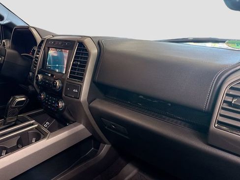 Used 2018 Ford F150 Raptor w/ Equipment Group 802A Luxury AWD/4WD image 30