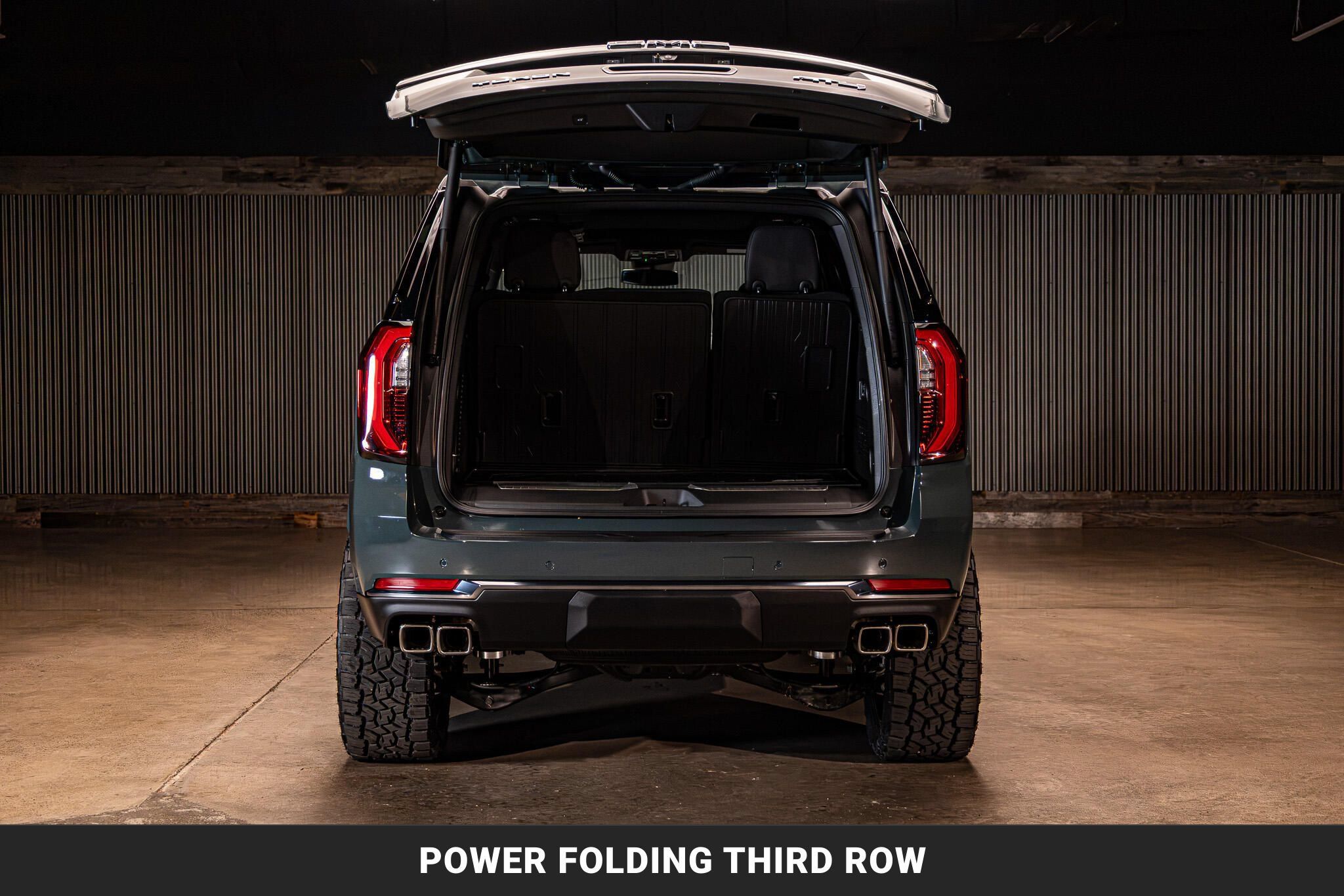 Used 2026 GMC Yukon AT4 w/ LPO, Floor Liner Package AWD/4WD image 9
