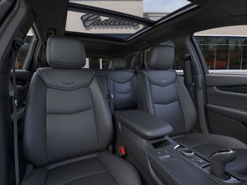 New 2025 Cadillac XT5 Premium Luxury w/ LPO, Floor Liner Package AWD/4WD image 16