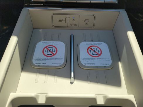 New 2026 Hyundai Santa Fe SE image 26