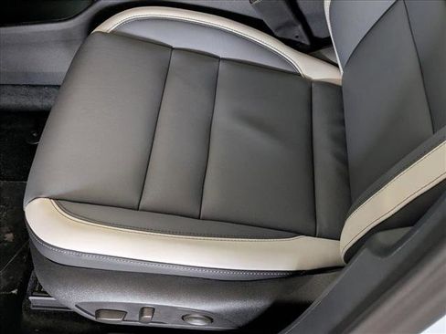 New 2026 Honda Prologue Touring image 4