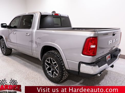 Used 2025 RAM 1500 Laramie AWD/4WD image 3