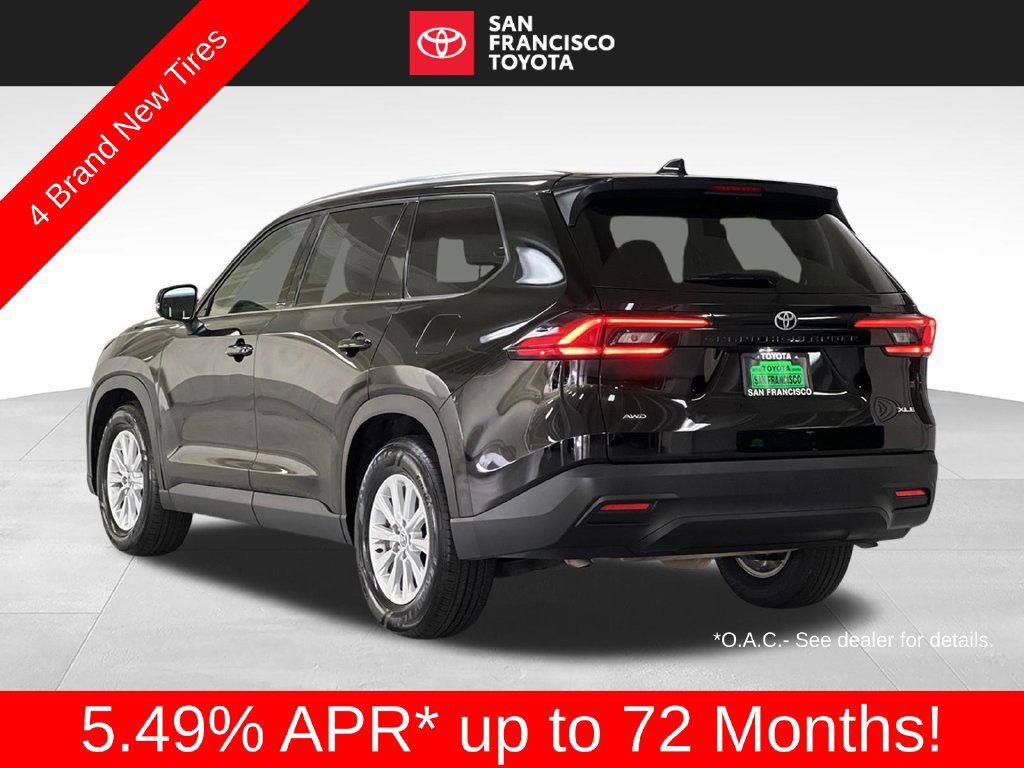 Certified 2024 Toyota Grand Highlander AWD image 3