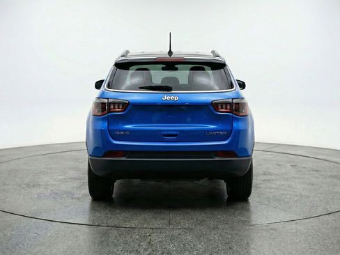 Used 2025 Jeep Compass Limited image 7