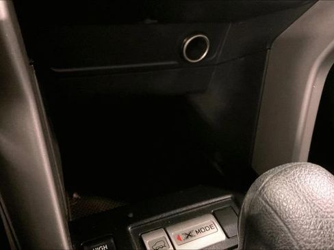 Used 2017 Subaru Forester 2.5i Premium w/ All-Weather Package image 33