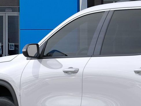 New 2025 Chevrolet Traverse LT w/ Enhanced Driving Package image 12