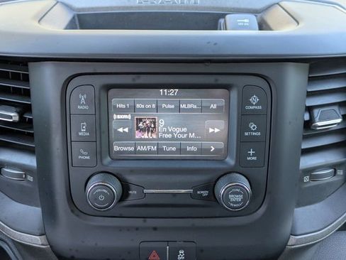 Used 2019 RAM 2500 Tradesman w/ Safety Group image 18