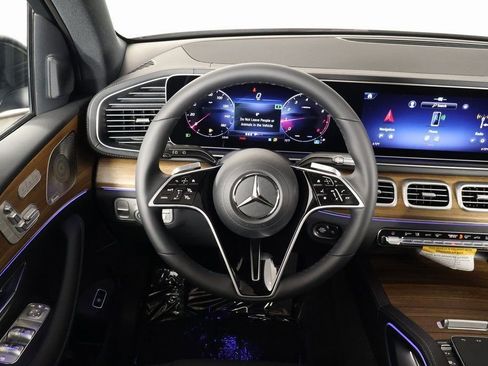 New 2026 Mercedes-Benz GLE 350 4MATIC image 3