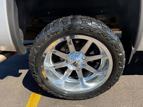 Used 2015 GMC Sierra 1500 SLE w/ SLE Value Package image 13