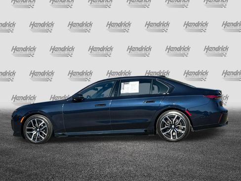 Used 2023 BMW i7 xDrive60 AWD/4WD image 8