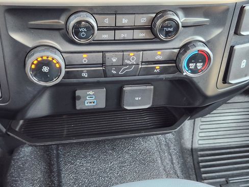 Used 2024 Ford F250 XL w/ XL Chrome Package RWD image 14