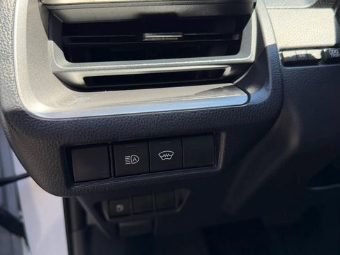 Used 2024 Toyota Prius LE FWD image 23