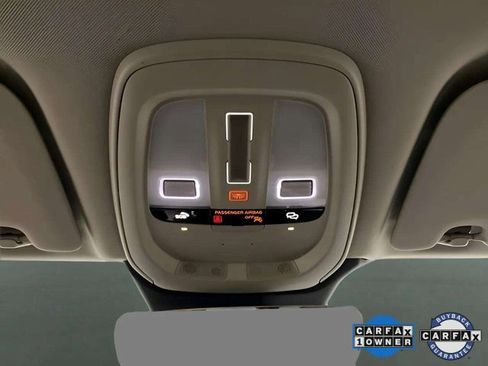 Used 2025 Volvo XC60 B5 Plus image 60