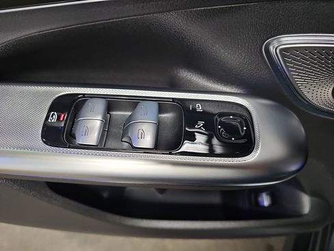 Used 2025 Mercedes-Benz EQE 350+ SUV image 30