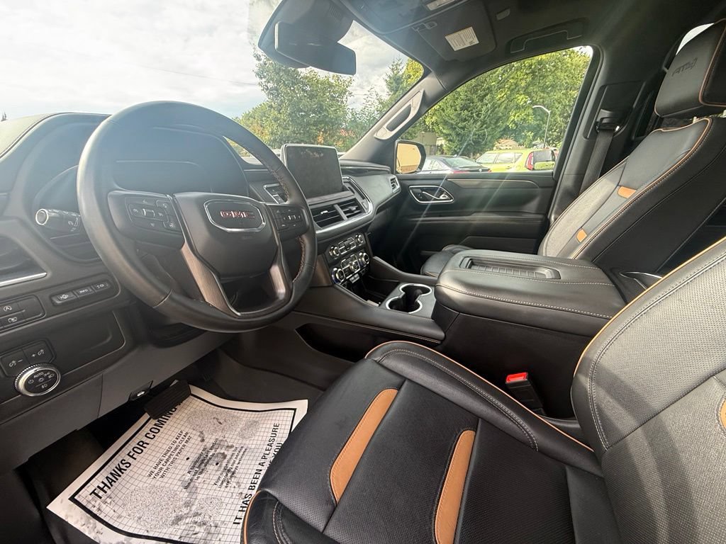 Used 2023 GMC Yukon AT4 w/ AT4 Premium Package AWD/4WD image 18