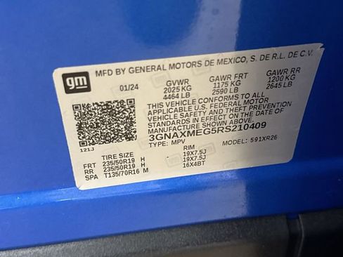 Used 2024 Chevrolet Equinox RS FWD image 30