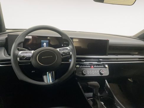 New 2026 Hyundai Santa Cruz SE image 9