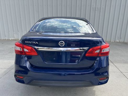 Used 2017 Nissan Sentra S image 4
