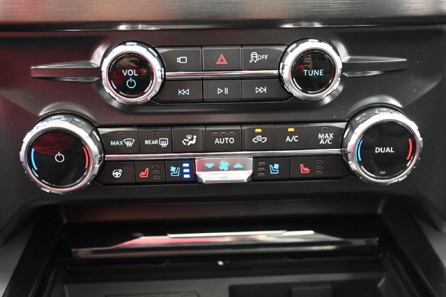 New 2026 Ford F350 Lariat w/ Lariat Ultimate Package AWD/4WD image 29