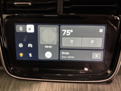 Used 2023 Rivian R1T Adventure image 28