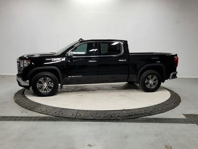 Used 2023 GMC Sierra 1500 SLT w/ SLT Convenience Package