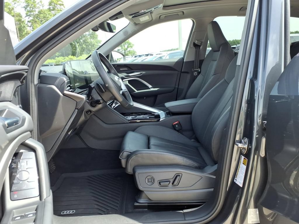 Used 2025 Audi Q5 Premium Plus w/ Premium Plus AWD/4WD image 21