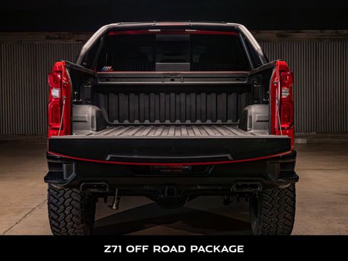 Used 2020 Chevrolet Silverado 1500 LT Trail Boss AWD/4WD image 9