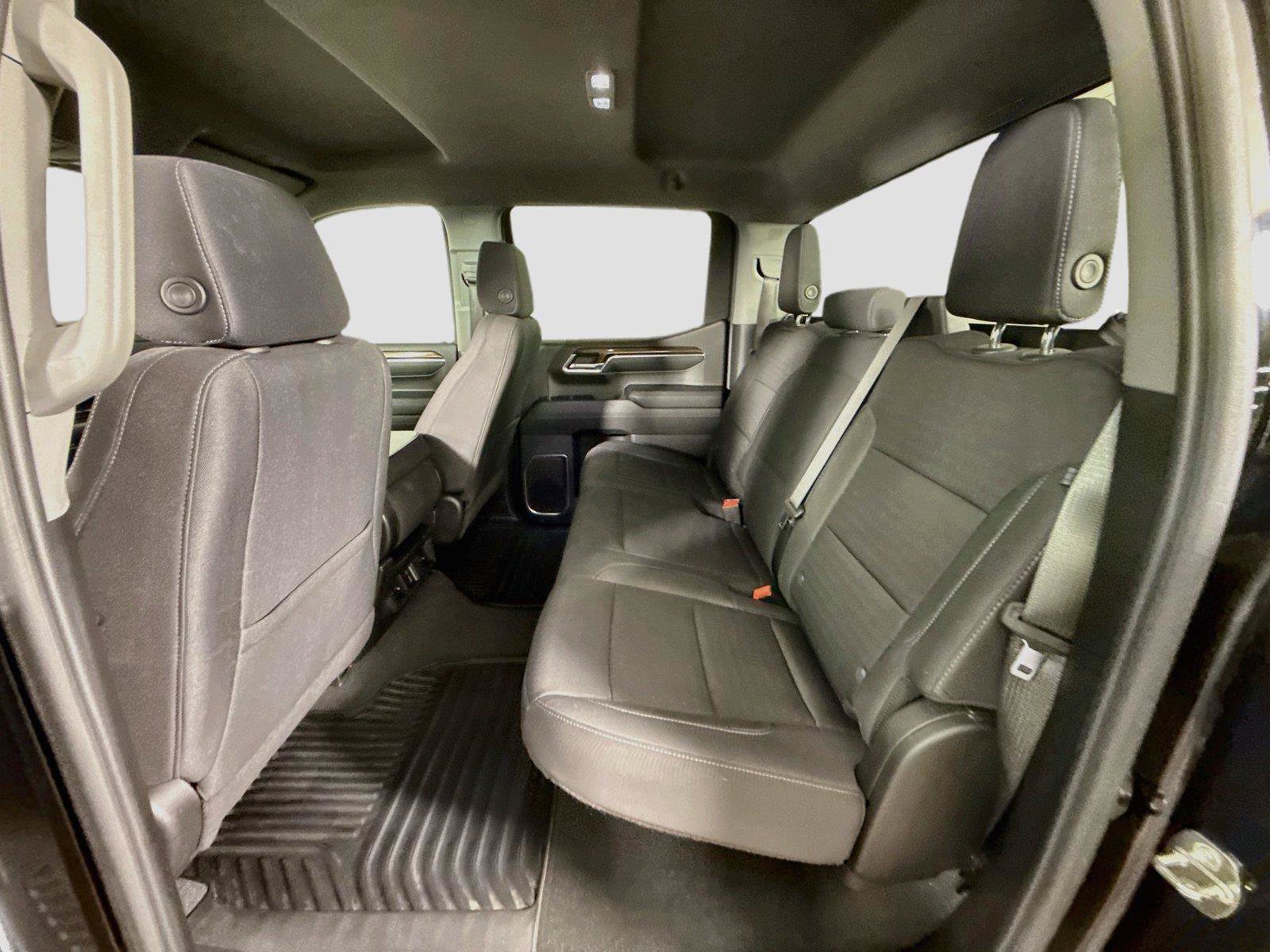 Used 2024 Chevrolet Silverado 1500 LT AWD/4WD image 16