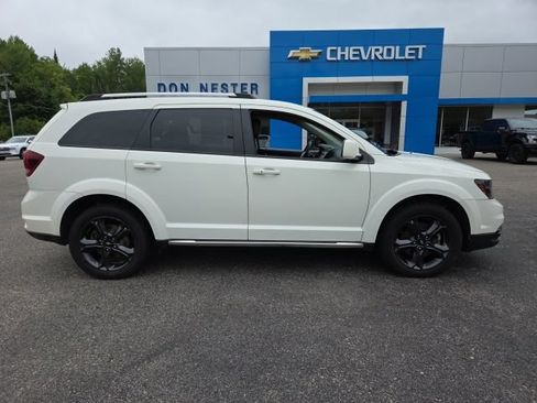 Used 2018 Dodge Journey Crossroad AWD/4WD image 24