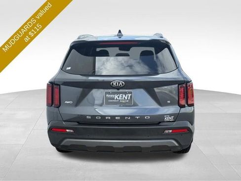 Used 2021 Kia Sorento S w/ Panoramic Sunroof Package AWD/4WD image 6
