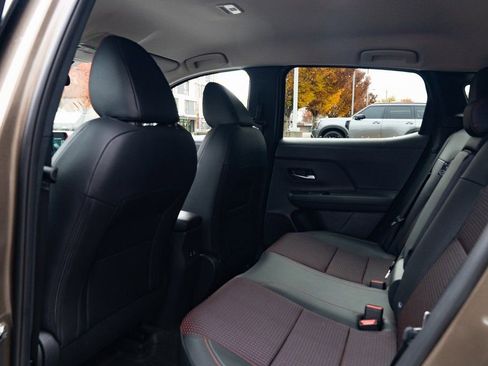 New 2026 Nissan Kicks SR AWD/4WD image 21