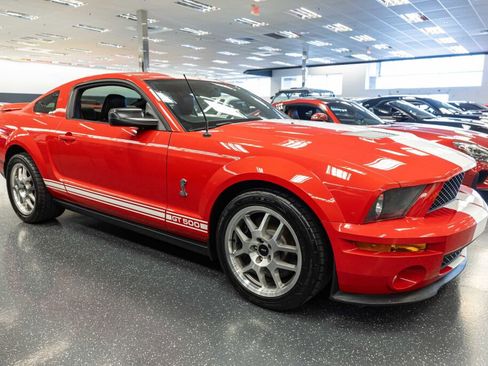 Used 2007 Ford Mustang Shelby GT500 RWD image 4