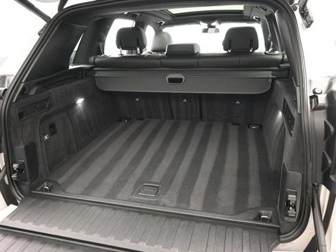 Used 2023 BMW X5 xDrive40i AWD/4WD image 28