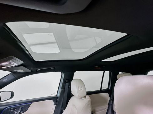 New 2026 Mercedes-Benz GLB 250 image 23