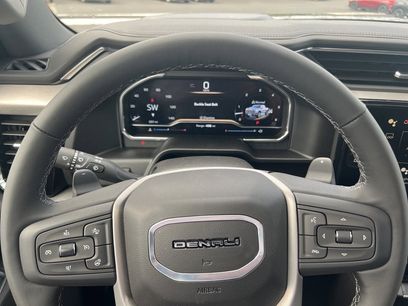 New 2025 GMC Sierra 1500 Denali w/ Denali Reserve Package