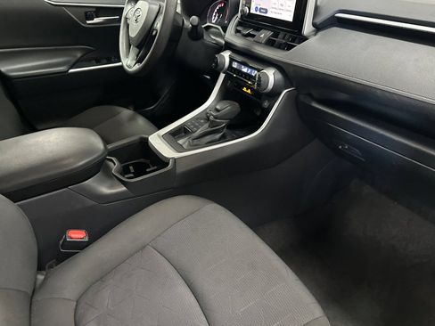 Certified 2025 Toyota RAV4 XLE AWD/4WD image 20