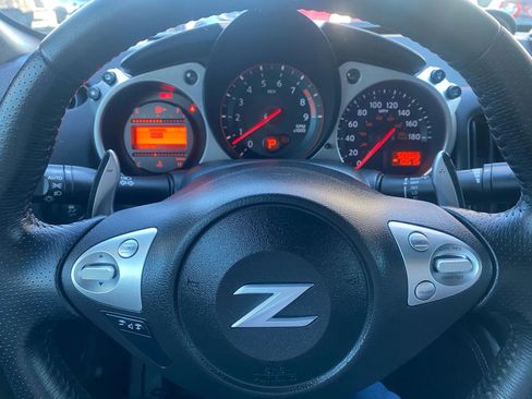 Used 2014 Nissan 370Z Coupe image 15