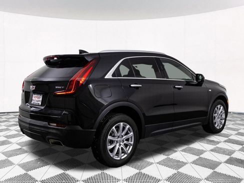 Used 2023 Cadillac XT4 Luxury w/ Cold Weather Package image 16
