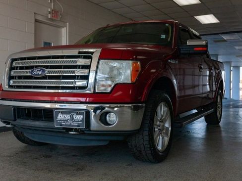 Used 2014 Ford F150 Lariat w/ Lariat Chrome Package image 23