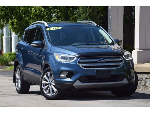 Used 2018 Ford Escape Titanium FWD image 1