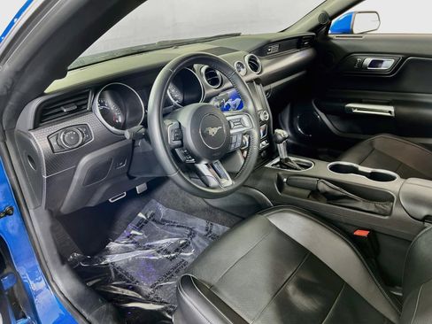 Used 2020 Ford Mustang GT Premium w/ GT Performance Package RWD image 9