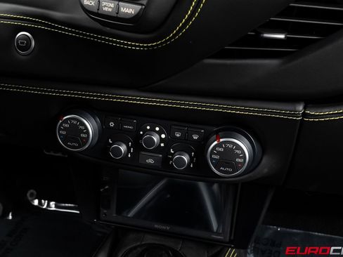 Used 2018 Ferrari 488 GTB image 32