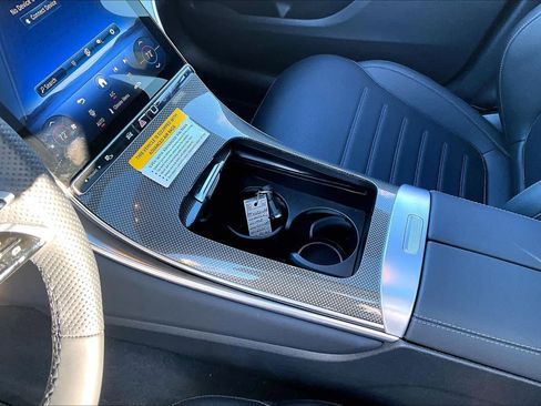 Certified 2026 Mercedes-Benz GLC 300 4MATIC image 17