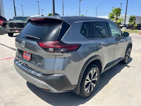 Used 2021 Nissan Rogue SV FWD image 5