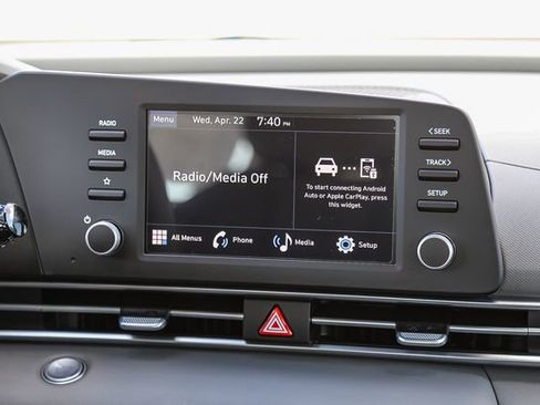 New 2026 Hyundai Elantra Sport FWD image 17