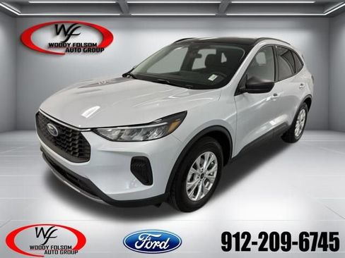 New 2026 Ford Escape Active w/ Tech Pack #1 FWD image 1