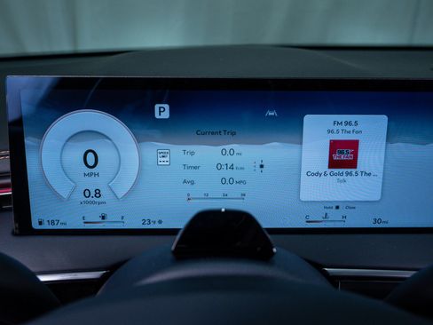 New 2026 Genesis GV70 2.5T Sport Prestige AWD/4WD image 24